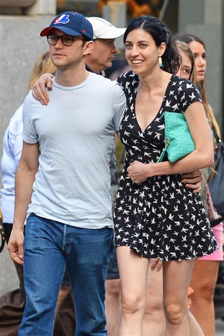 Children By His Wife Tasha McCauley, Family, And Wealth Of Joseph Gordon-Levitt