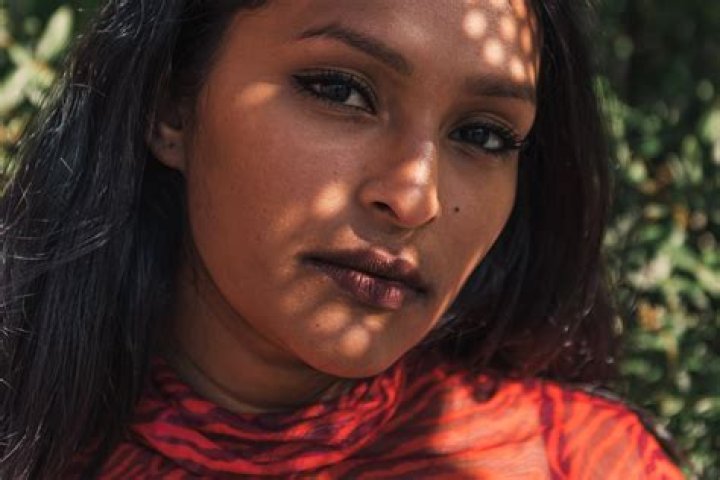Danu Sunth- Net Worth, Bio, Dating, Height, Career