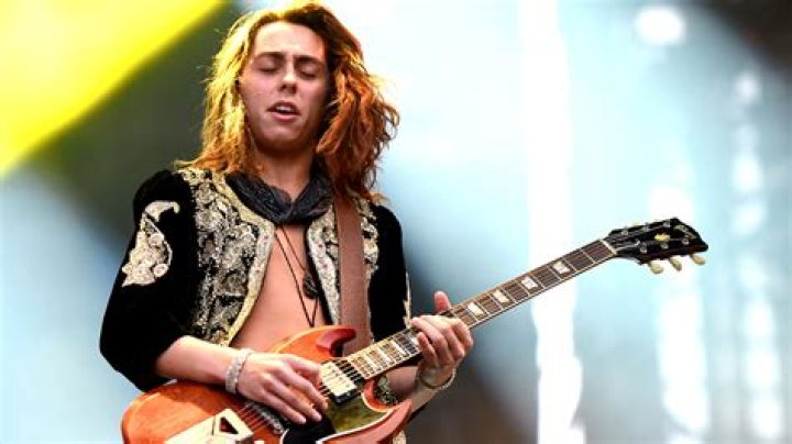 Sam Kiszka | Bio, Age, Net Worth, Relationship, Career